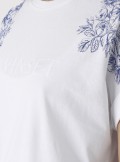 TWINSET Milano T-shirt with floral embroidery and logo - 241TT2350 - Tadolini Abbigliamento