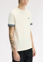 Fred Perry - T-shirt con doppia riga sul bordo manica - M2396 560 - Tadolini Abbigliamento