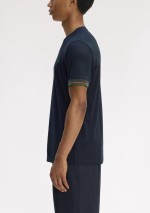 Fred Perry - T-shirt con doppia riga sul bordo manica - M2396 608 - Tadolini Abbigliamento